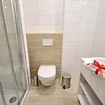 Onyx Seaview By Rent Like شقة