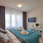 Onyx Seaview By Rent Like アパート