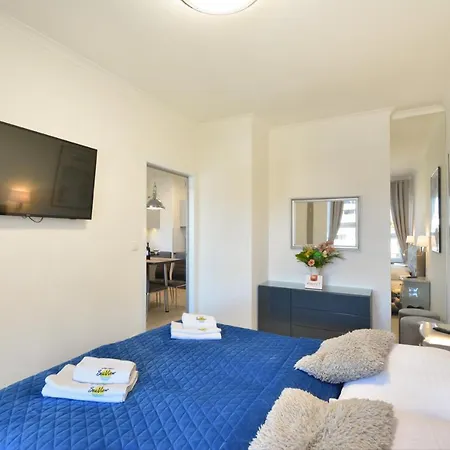 Onyx Seaview By Rent Like Apartment