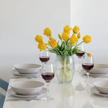 Onyx Seaview By Rent Like Apartment