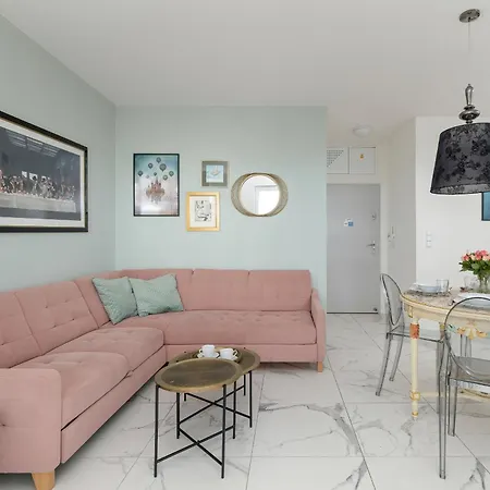 Onyx Seaview By Rent Like